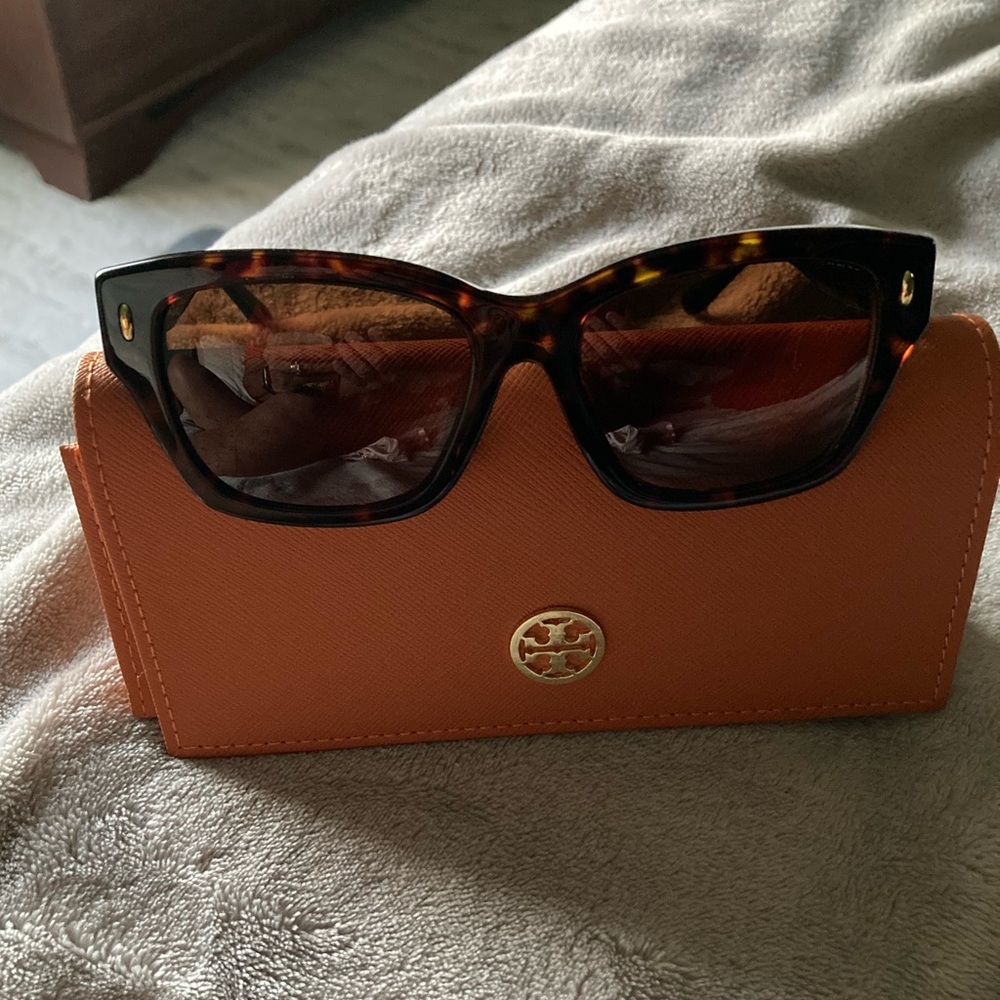 Tory Burch Tortoise Shell Sunglasses with Case